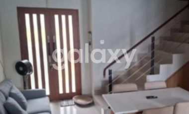 RUMAH SEMI VILLA 3 LANTAI DI WIDJAYA RESIDENCE SANUR DENPASAR, BALI