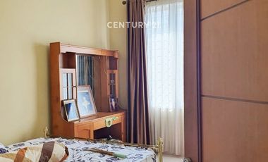 Rumah Bagus Furnished Di Komplek Batununggal