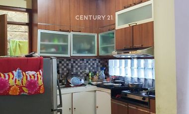 Rumah Bagus Furnished Di Komplek Batununggal