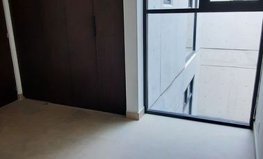 DEPARTAMENTO CON BONITA VISTA, BIEN UBICADO