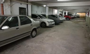 Espacio de garaje para 14 autos