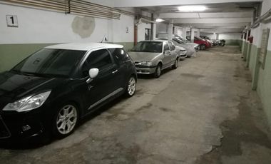 Espacio de garaje para 14 autos