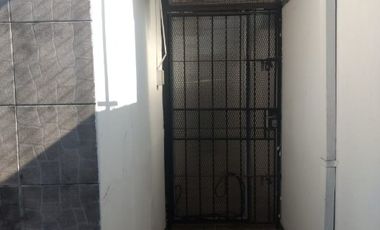 Casa Fondo en venta en Moron Sur
