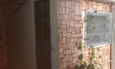 Casa Fondo en venta en Moron Sur