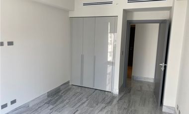 SE VENDE APARTAMENTO EN BELLA VISTA, PH NUOVO BY ARMANI