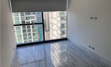 SE VENDE APARTAMENTO EN BELLA VISTA, PH NUOVO BY ARMANI