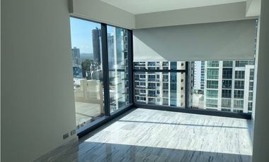 SE VENDE APARTAMENTO EN BELLA VISTA, PH NUOVO BY ARMANI