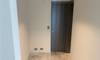 SE VENDE APARTAMENTO EN BELLA VISTA, PH NUOVO BY ARMANI