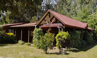 Parcela 3,5 Ha 4 casas a orillas del Lago Rapel