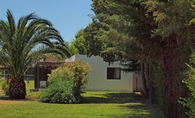 Parcela 3,5 Ha 4 casas a orillas del Lago Rapel