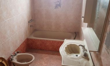 EXCELENTE P-H EN PLANTA ALTA DE 3 AMB. C/BALCON, GARAGE, APTO CREDITO