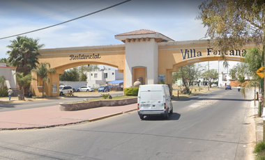 Casa en Fraccionamiento en venta en Fraccionamiento Villa Fontana, Tlaquepaque