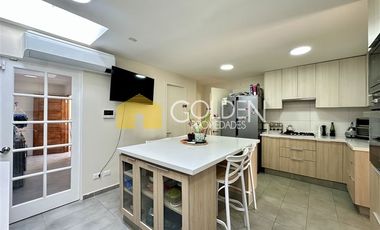 Casa en arriendo de 3 dormitorios Lo Barnechea Huinganal
