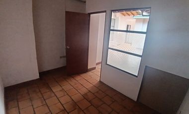 local en arriendo en la ceja. Cod A60985