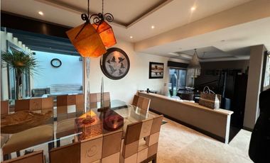 Casa Venta Premium en Zona Plateada con Jardín y Oficina de 2 Niveles