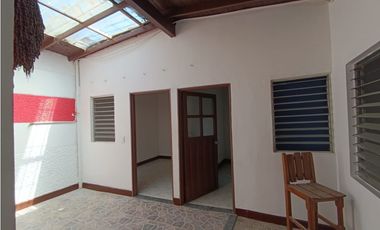 Casa Comercial en Arriendo Medellin Sector Calasanz