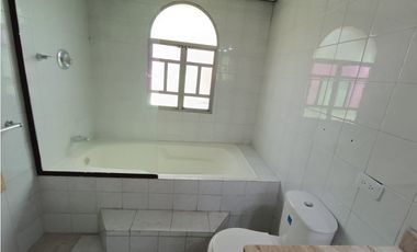 Casa Comercial en Arriendo Medellin Sector Calasanz