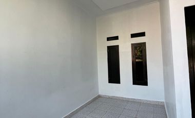 Rumah Terawat di Bekasi 10 Menit ke RS Primaya 1 Lt Siap Huni J-38105