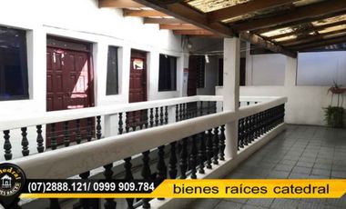 Villa Casa Edificio de venta en Calle Larga - Centro – código:15041
