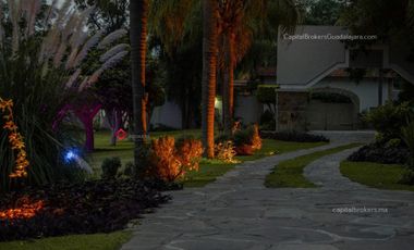 Propiedad para Inversión Salón de Eventos san Isidro Mazatepec Zona Sur Galerías
