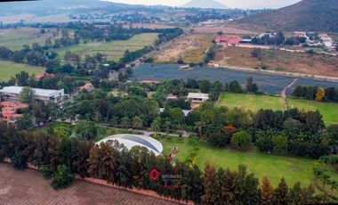 Propiedad para Inversión Salón de Eventos san Isidro Mazatepec Zona Sur Galerías