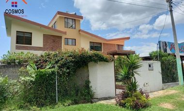 Venta de casa en Ibarra sector Laguna de Yahuarcocha