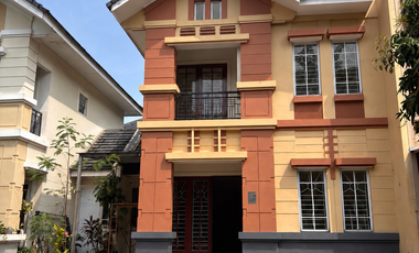 For rent. rumah di kawasan The Green BSD