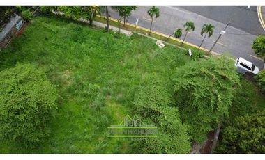 Se Vende Terreno de 1,374m2 en el Cangrejo