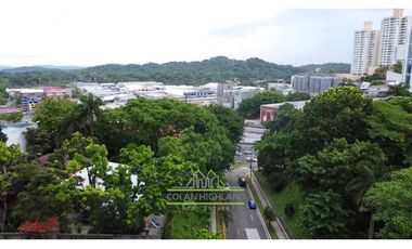 Se Vende Terreno de 1,374m2 en el Cangrejo
