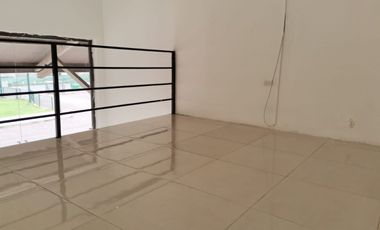 Alquiler de local comercial en el C.C. OASIS, 42 m2, ave Narcisa de Jesús