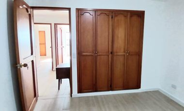 apartamento en venta en la elvira. Cod V4829