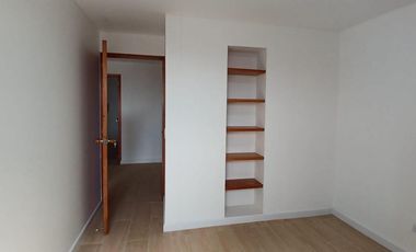 apartamento en venta en la elvira. Cod V4829
