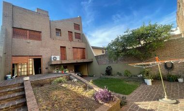 Casa en venta en Avellaneda Oeste