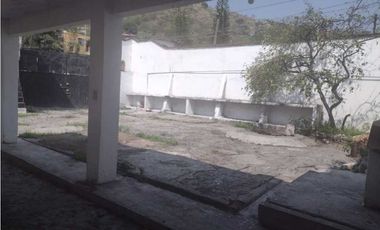 TERRENO EN VENTA CON CONSTRUCCIÓN CESION DE DERECHOS ACATLIPA