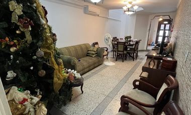 casa en venta en quinta oriental. Cod V5031