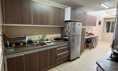 casa en venta en quinta oriental. Cod V5031