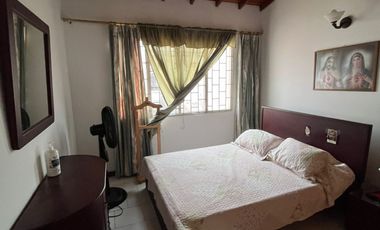 casa en venta en quinta oriental. Cod V5031