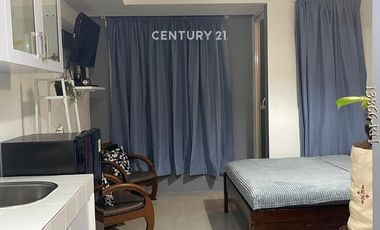 Disewakan Apartemen  View Kolam Renang  Apartemen Silktown