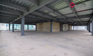 Oficina de Lujo en Venta zona andares piso completo