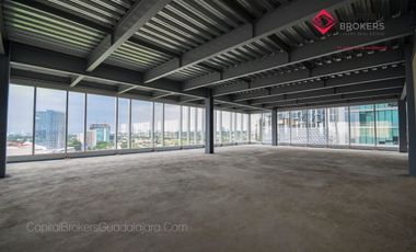Oficina de Lujo en Venta zona andares piso completo