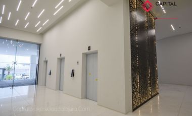 Oficina de Lujo en Venta zona andares piso completo