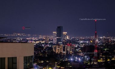 Oficina de Lujo en Venta zona andares piso completo