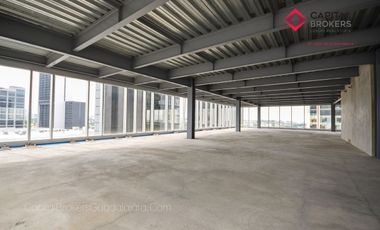 Oficina de Lujo en Venta zona andares piso completo