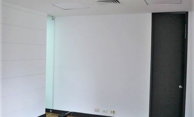PR12704 SE VENDE OFICINA EN SECTOR LA FLORIDA - EL POBLADO
