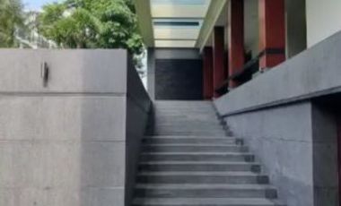6 Bedroom Townhouse for sale