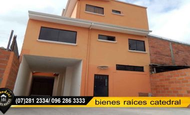 Villa Casa Edificio de venta en Ordoñez Lasso, Cerca del Hotel Oro Verde – código:17090