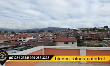 Casa de venta en Ordoñez Lasso, Cerca del Hotel Oro Verde – código:17090