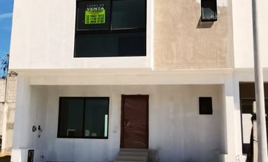 Casa nueva en Coto Carrara, Capital Norte, Zapopan