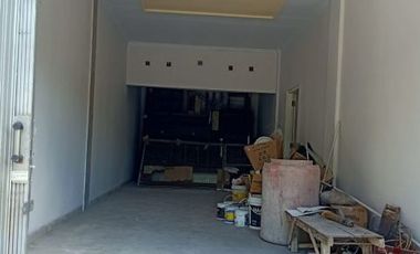 Prospek Investasi Tepat Sasaran Dijual 2 Ruko Mangku Jalan di Jl Bakungan Wedomartani Sleman , Timur Jakal