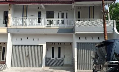 Prospek Investasi Tepat Sasaran Dijual 2 Ruko Mangku Jalan di Jl Bakungan Wedomartani Sleman , Timur Jakal